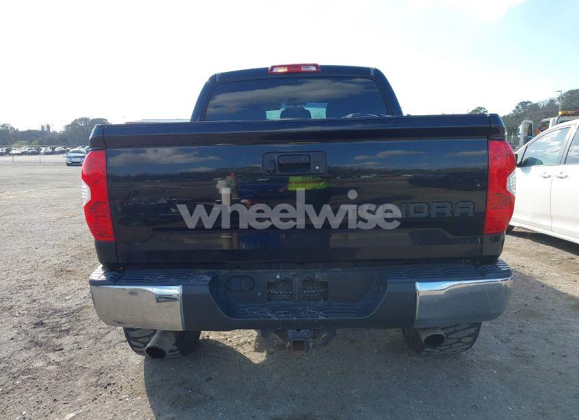 Photo 16 of 2014 Toyota Tundra SR5 5.7L V8 (VIN 5TFDW5F17EX402772)