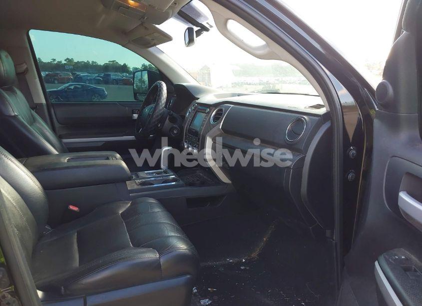 Photo 5 of 2014 Toyota Tundra SR5 5.7L V8 (VIN 5TFDW5F17EX402772)