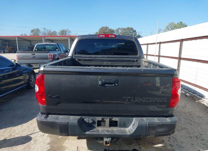 Photo 17 of 2016 Toyota Tundra TRD PRO 5.7L V8 (VIN 5TFDW5F17GX526432)