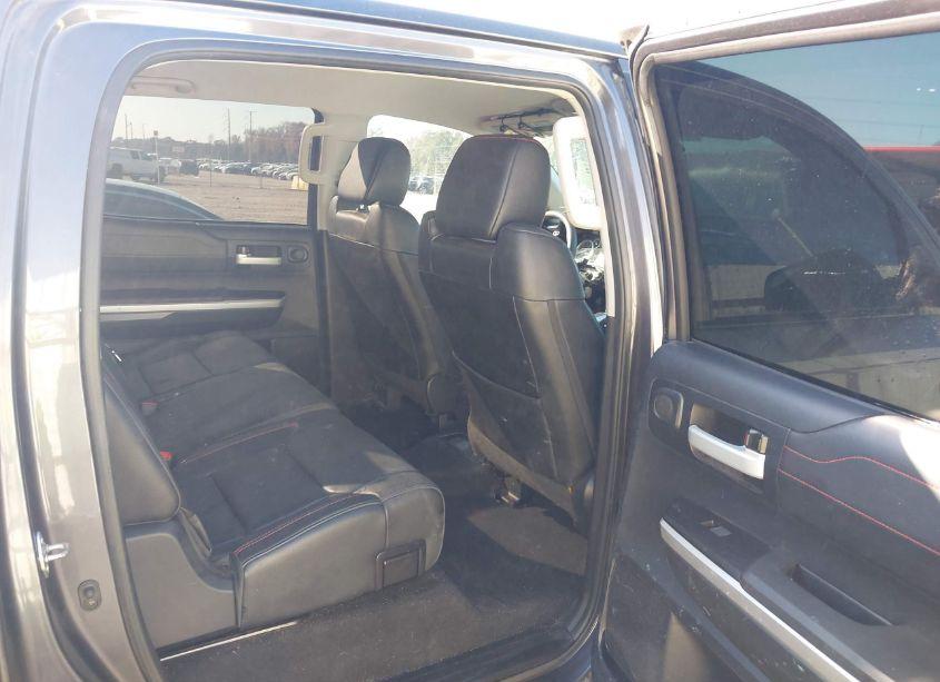 Photo 8 of 2016 Toyota Tundra TRD PRO 5.7L V8 (VIN 5TFDW5F17GX526432)