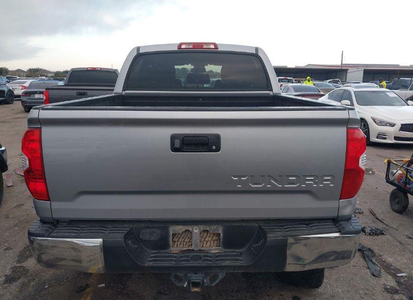 Photo 16 of 2016 Toyota Tundra SR5 5.7L V8 (VIN 5TFDW5F17GX576974)