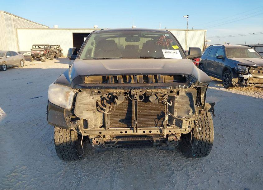 Photo 13 of 2017 Toyota Tundra SR5 5.7L V8 (VIN 5TFDW5F17HX604743)