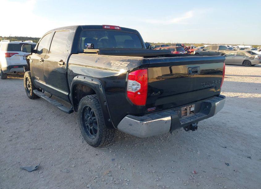 Photo 3 of 2017 Toyota Tundra SR5 5.7L V8 (VIN 5TFDW5F17HX604743)