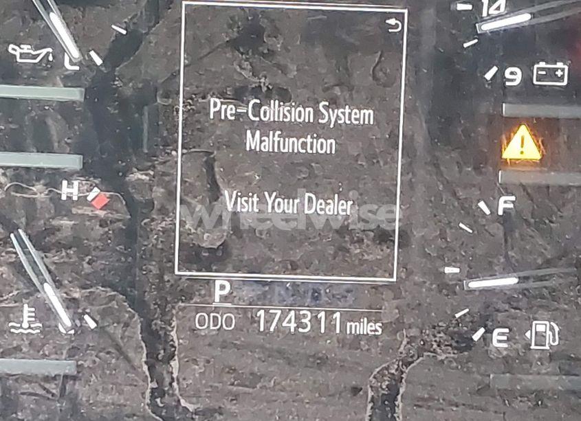 Photo 15 of 2018 Toyota Tundra SR5 5.7L V8 (VIN 5TFDW5F17JX705271)