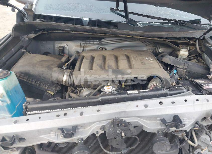 Photo 10 of 2018 Toyota Tundra SR5 5.7L V8 (VIN 5TFDW5F17JX772260)