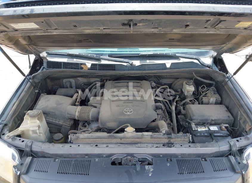 Photo 10 of 2015 Toyota Tundra SR5 5.7L V8 (VIN 5TFDW5F18FX482729)