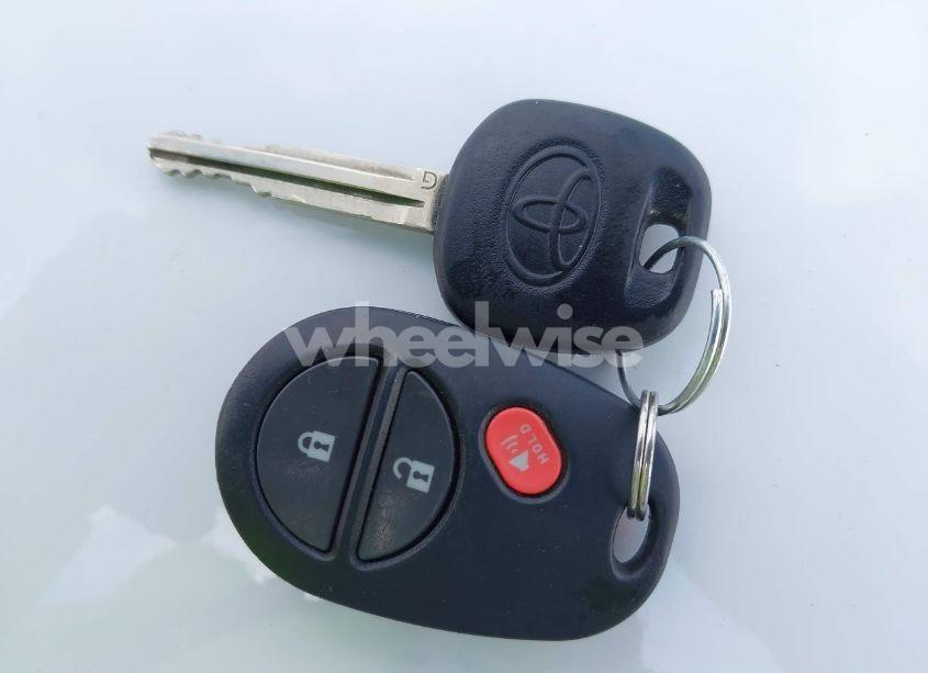 Photo 11 of 2015 Toyota Tundra SR5 5.7L V8 (VIN 5TFDW5F18FX482729)