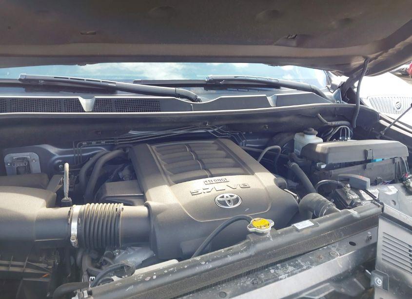 Photo 10 of 2016 Toyota Tundra SR5 5.7L V8 (VIN 5TFDW5F18GX541294)