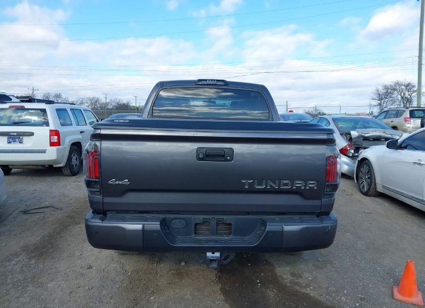 Photo 16 of 2016 Toyota Tundra SR5 5.7L V8 (VIN 5TFDW5F18GX541294)