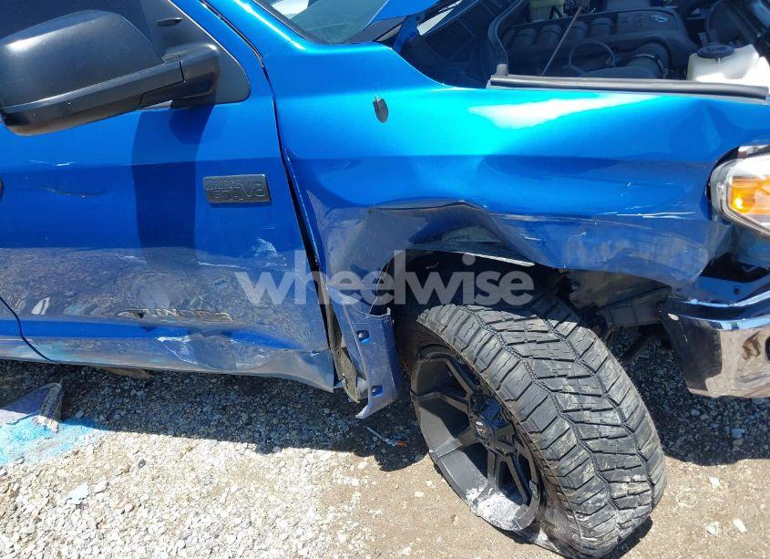 Photo 6 of 2017 Toyota Tundra SR5 5.7L V8 (VIN 5TFDW5F18HX669133)