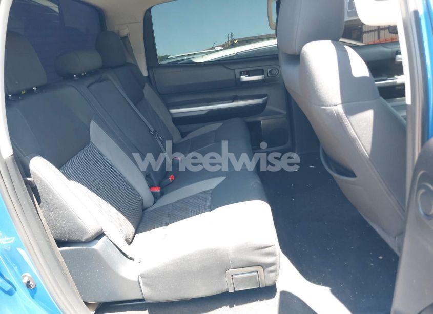 Photo 8 of 2017 Toyota Tundra SR5 5.7L V8 (VIN 5TFDW5F18HX669133)