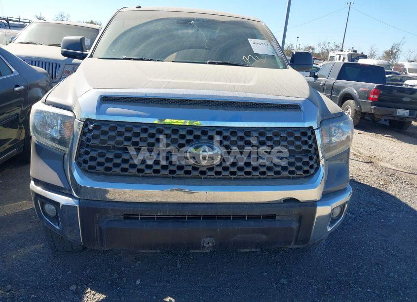 Photo 12 of 2018 Toyota Tundra SR5 5.7L V8 (VIN 5TFDW5F18JX747514)