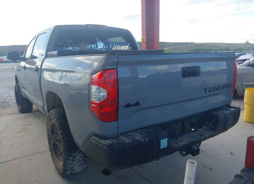 Photo 3 of 2019 Toyota Tundra SR5 5.7L V8 (VIN 5TFDW5F18KX787366)