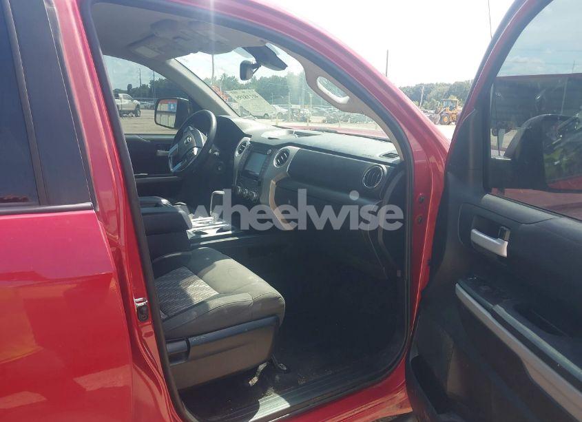 Photo 5 of 2019 Toyota Tundra SR5 5.7L V8 (VIN 5TFDW5F18KX811472)