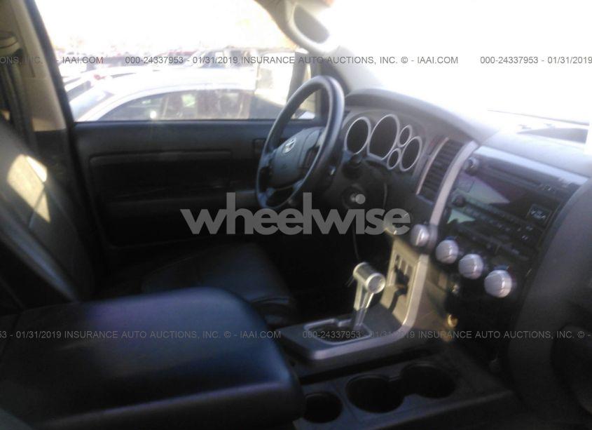 Photo 5 of 2010 Toyota Tundra GRADE 5.7L V8 (VIN 5TFDW5F19AX095096)