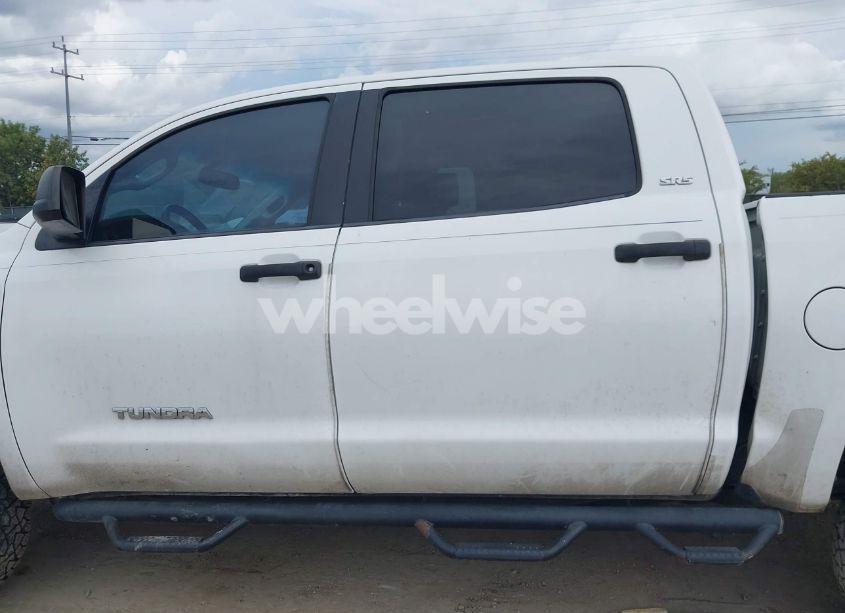 Photo 15 of 2012 Toyota Tundra GRADE 5.7L V8 (VIN 5TFDW5F19CX250264)