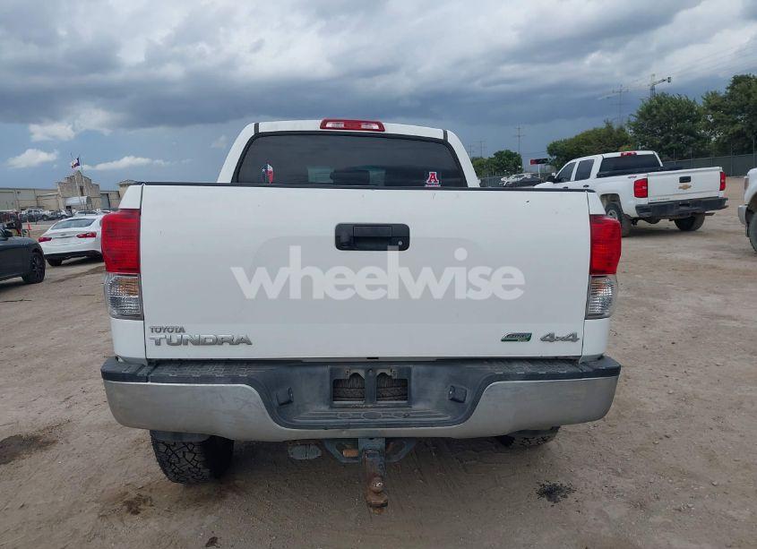 Photo 17 of 2012 Toyota Tundra GRADE 5.7L V8 (VIN 5TFDW5F19CX250264)