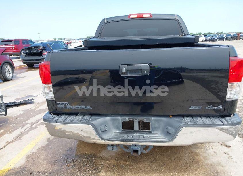Photo 17 of 2013 Toyota Tundra GRADE 5.7L V8 (VIN 5TFDW5F19DX290264)