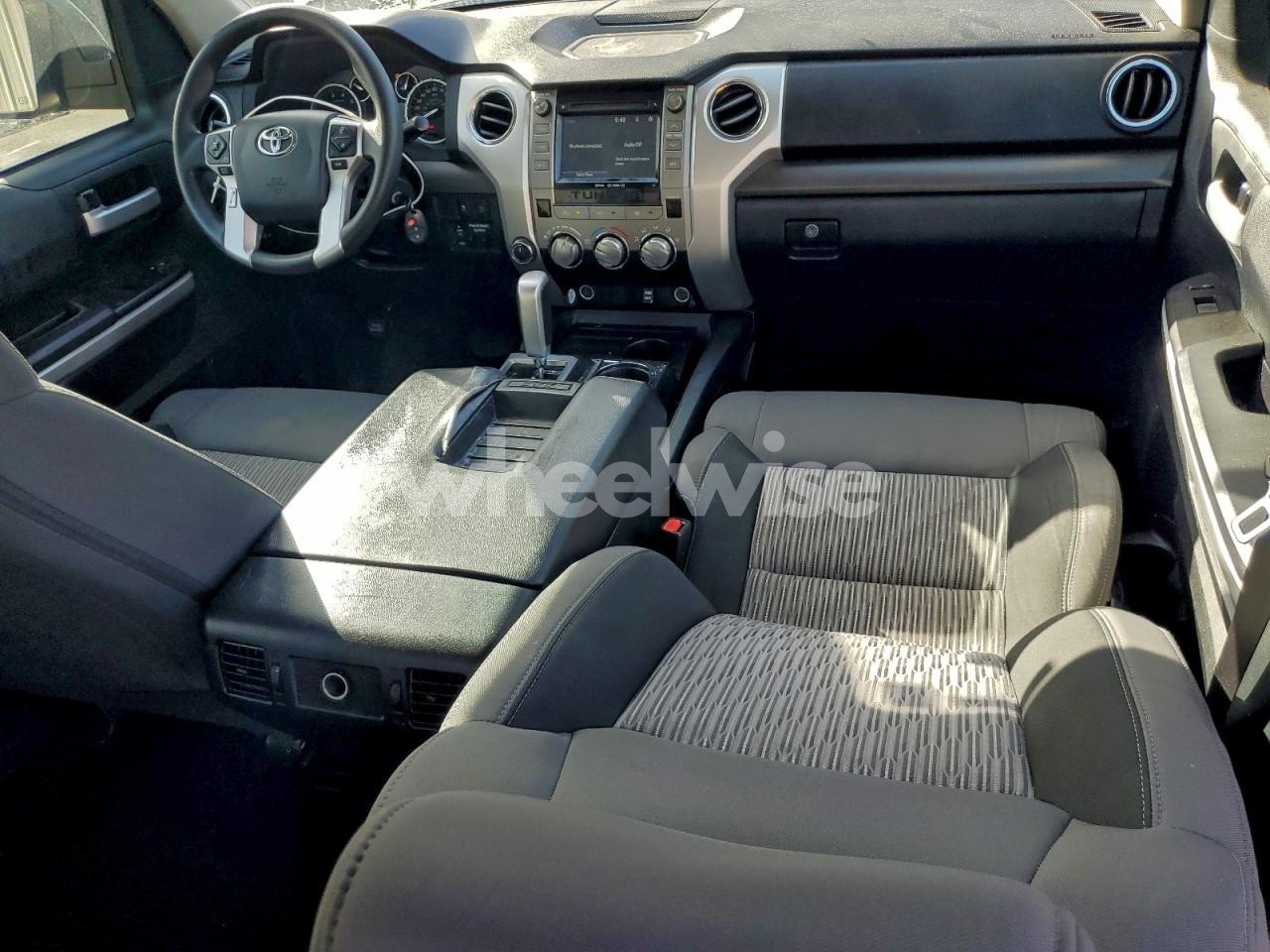 Photo 8 of 2017 TOYOTA TUNDRA CREWMAX SR5 (VIN 5TFDW5F19HX624377)