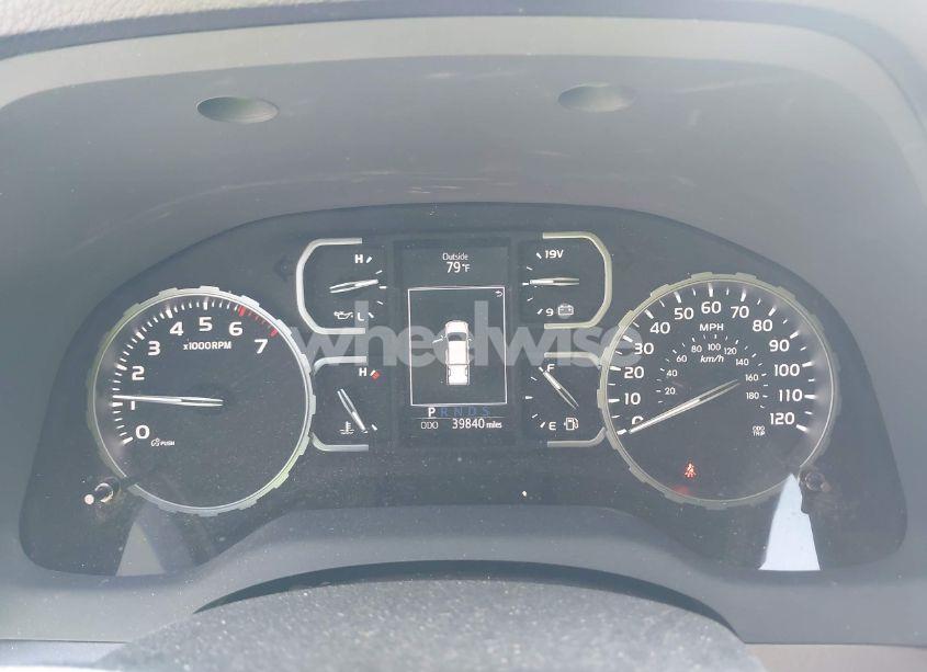 Photo 7 of 2018 Toyota Tundra SR5 5.7L V8 (VIN 5TFDW5F19JX749093)