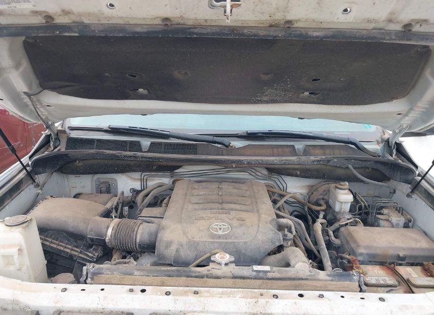 Photo 10 of 2018 Toyota Tundra SR5 5.7L V8 (VIN 5TFDW5F19JX770994)