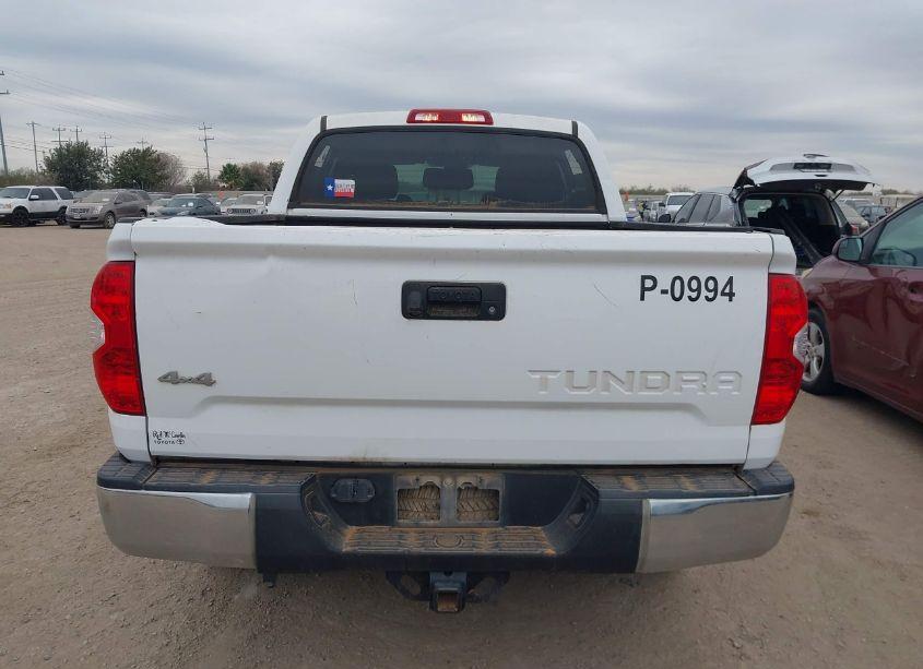 Photo 17 of 2018 Toyota Tundra SR5 5.7L V8 (VIN 5TFDW5F19JX770994)