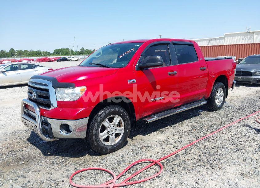 Photo 2 of 2013 Toyota Tundra GRADE 5.7L V8 (VIN 5TFDW5F1XDX288524)
