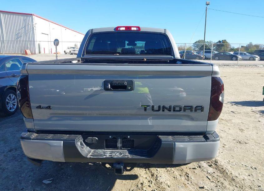 Photo 16 of 2017 Toyota Tundra TRD PRO 5.7L V8 (VIN 5TFDW5F1XHX594287)