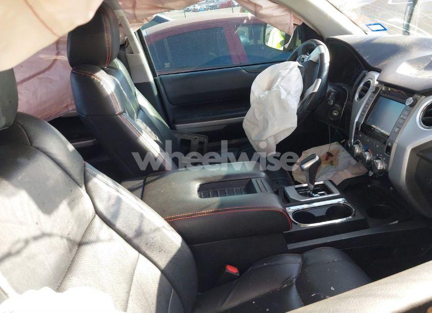 Photo 5 of 2019 Toyota Tundra SR5 5.7L V8 (VIN 5TFDW5F1XKX824143)