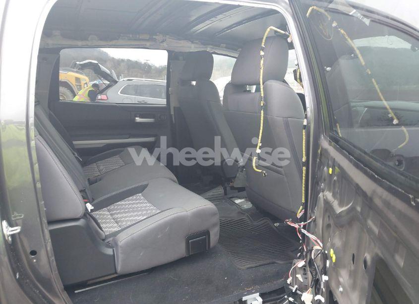 Photo 8 of 2020 Toyota Tundra SR5 (VIN 5TFDY5F10LX941225)