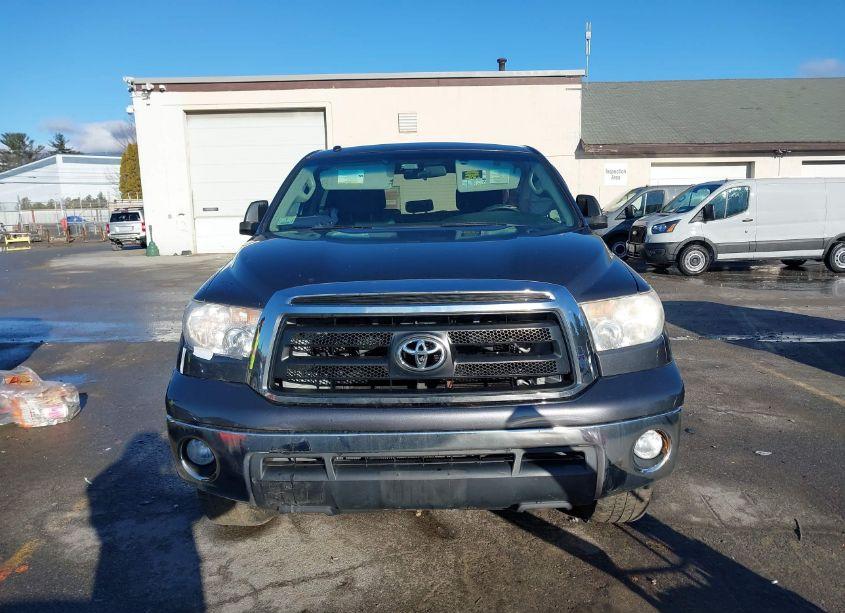 Photo 12 of 2011 Toyota Tundra GRADE 5.7L V8 (VIN 5TFDY5F11BX206011)