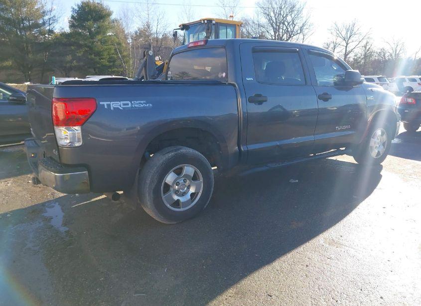Photo 4 of 2011 Toyota Tundra GRADE 5.7L V8 (VIN 5TFDY5F11BX206011)
