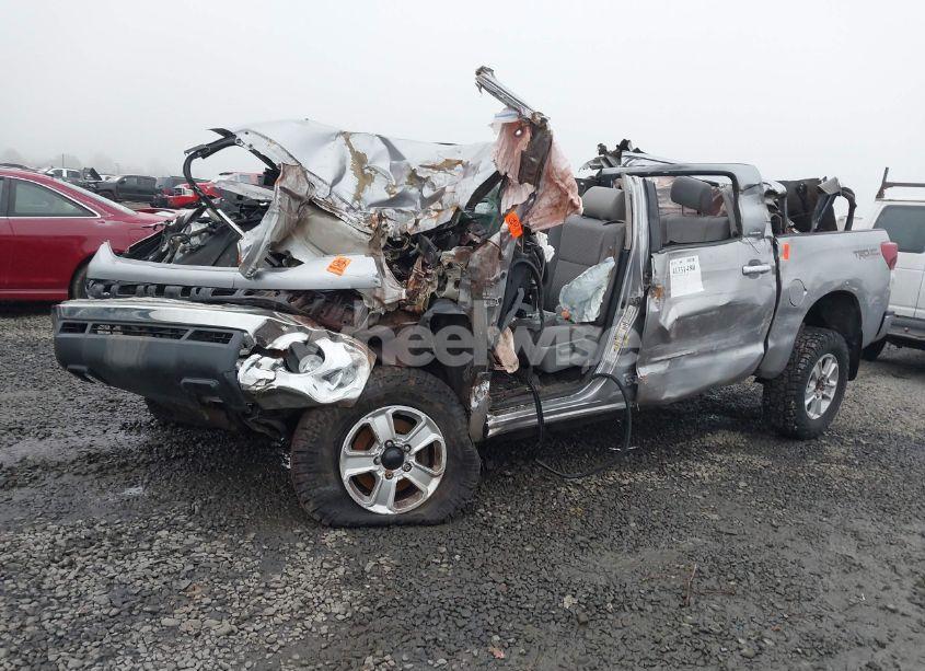 Photo 2 of 2012 Toyota Tundra GRADE 5.7L V8 (VIN 5TFDY5F11CX252634)