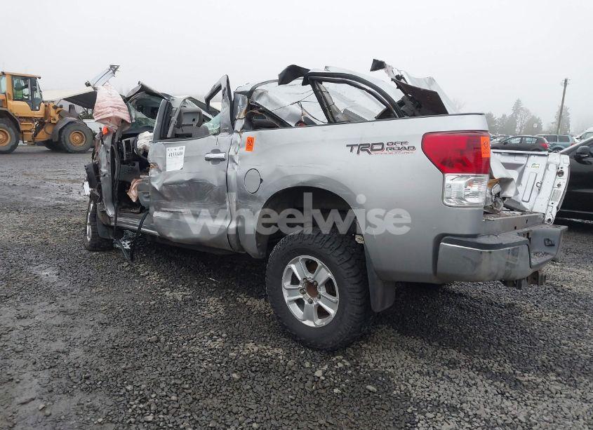 Photo 3 of 2012 Toyota Tundra GRADE 5.7L V8 (VIN 5TFDY5F11CX252634)
