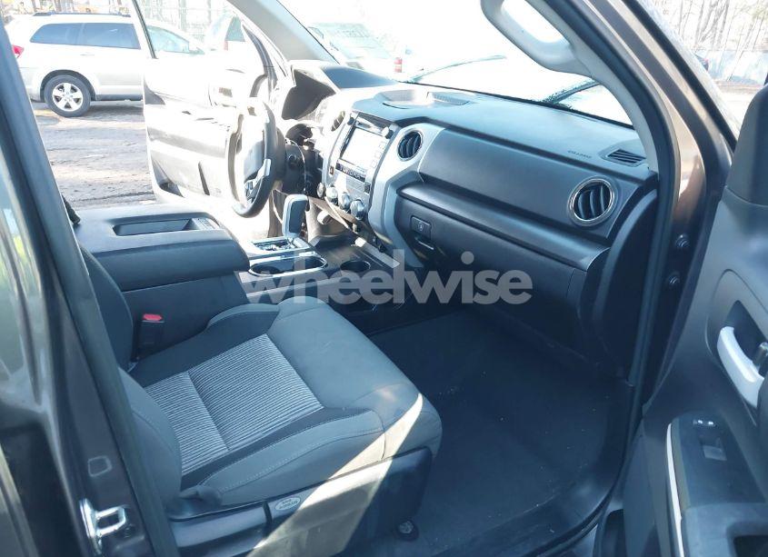 Photo 5 of 2015 Toyota Tundra SR5 5.7L V8 (VIN 5TFDY5F11FX450165)