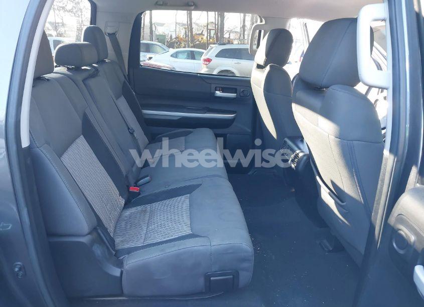 Photo 8 of 2015 Toyota Tundra SR5 5.7L V8 (VIN 5TFDY5F11FX450165)