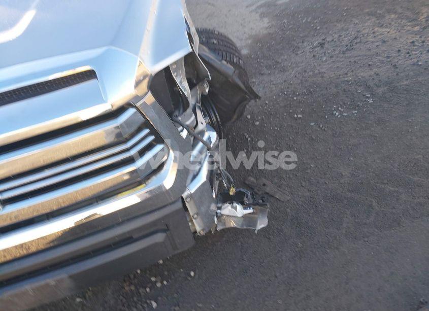 Photo 6 of 2017 Toyota Tundra SR5 5.7L V8 (VIN 5TFDY5F11HX642737)