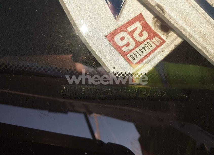 Photo 9 of 2017 Toyota Tundra SR5 5.7L V8 (VIN 5TFDY5F11HX642737)