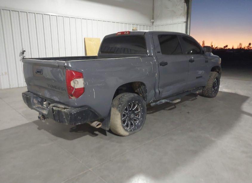 Photo 4 of 2019 Toyota Tundra SR5 5.7L V8 (VIN 5TFDY5F11KX827264)