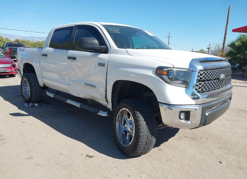 2020 Toyota Tundra SR5 (VIN 5TFDY5F11LX884050) main photo