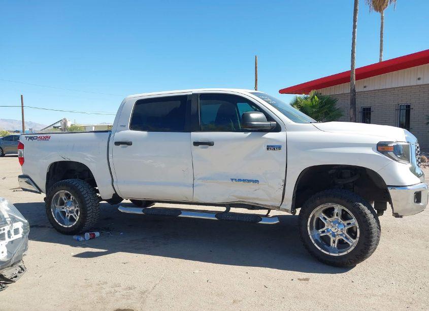 Photo 13 of 2020 Toyota Tundra SR5 (VIN 5TFDY5F11LX884050)