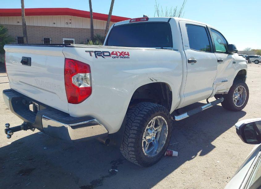 Photo 4 of 2020 Toyota Tundra SR5 (VIN 5TFDY5F11LX884050)