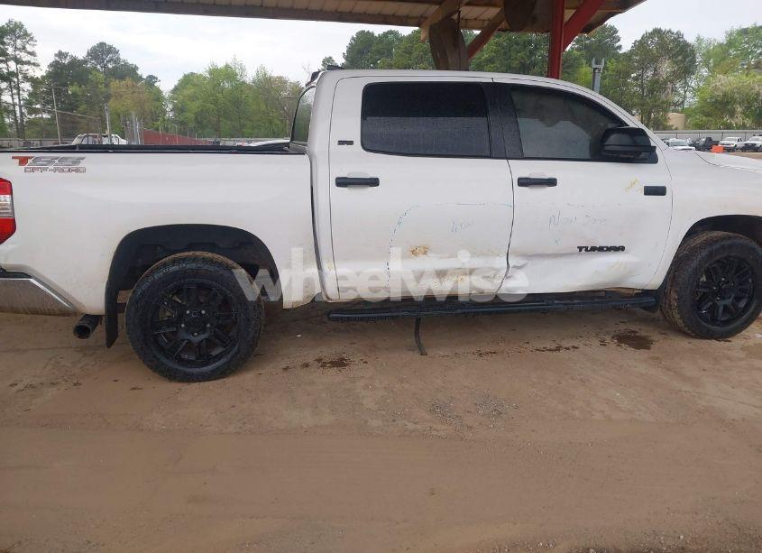 Photo 14 of 2021 Toyota Tundra SR5 (VIN 5TFDY5F11MX972548)