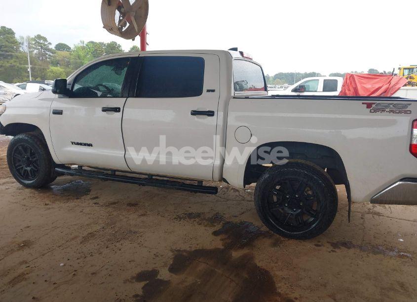 Photo 15 of 2021 Toyota Tundra SR5 (VIN 5TFDY5F11MX972548)