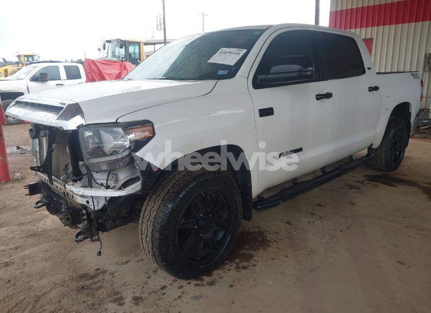 Photo 2 of 2021 Toyota Tundra SR5 (VIN 5TFDY5F11MX972548)