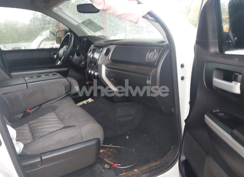 Photo 5 of 2021 Toyota Tundra SR5 (VIN 5TFDY5F11MX972548)