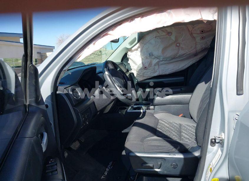 Photo 5 of 2020 Toyota Tundra CREWMAX SR5/CREWMAX TRD PRO (VIN 5TFDY5F12LX904421)