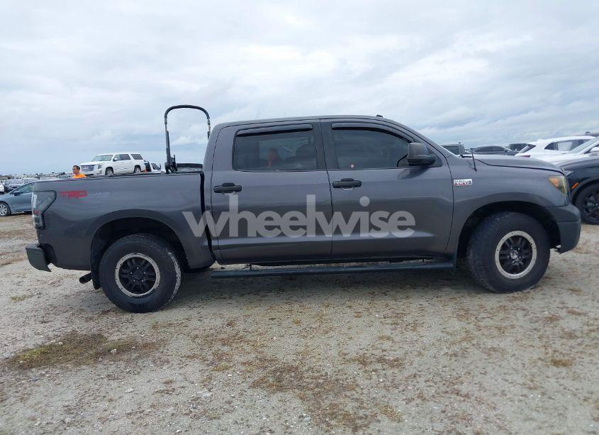 Photo 13 of 2011 Toyota Tundra GRADE 5.7L V8 (VIN 5TFDY5F13BX200212)