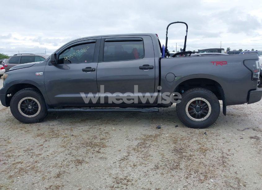 Photo 14 of 2011 Toyota Tundra GRADE 5.7L V8 (VIN 5TFDY5F13BX200212)