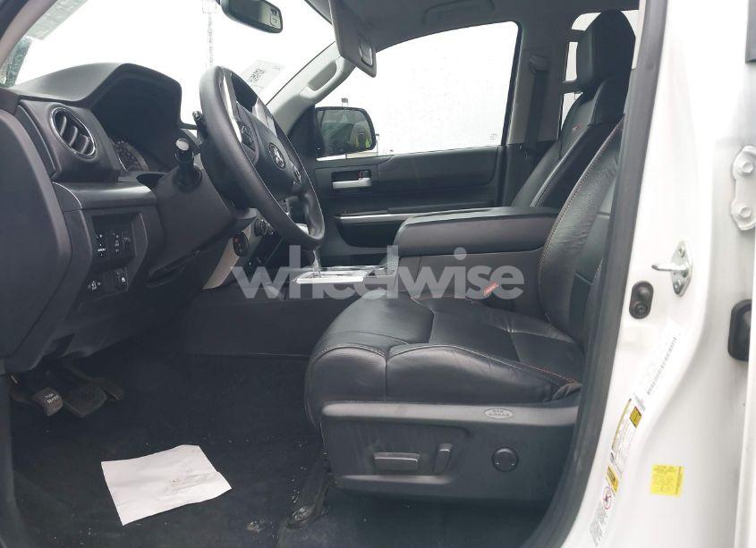 Photo 5 of 2017 Toyota Tundra TRD PRO 5.7L V8 (VIN 5TFDY5F13HX634851)